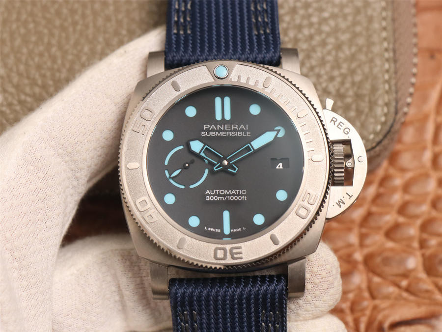 Panerai Luminor Submersible PAM 00984 - 1:1 Superclone | HQ Superclone