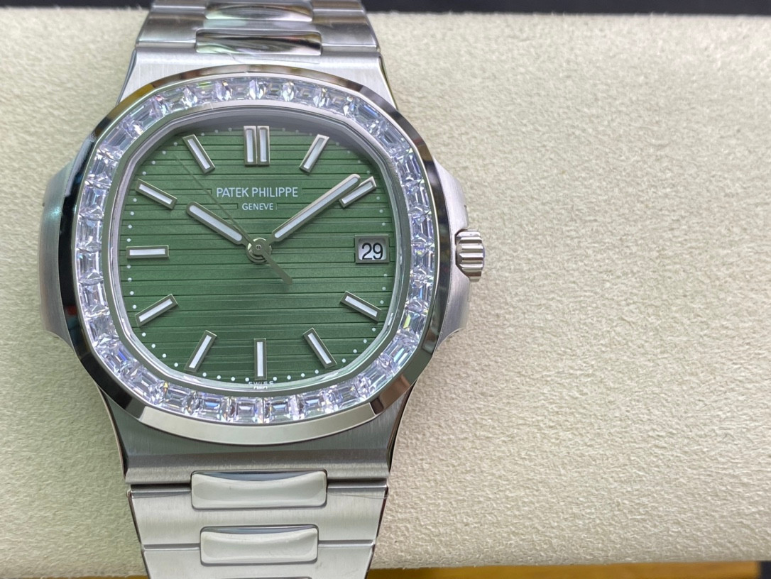 Patek Philippe Nautilus 5711/1300A Khaki — Best Superclone