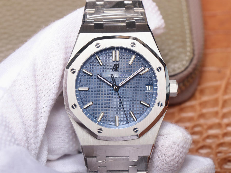 Audemars Piguet Royal Oak 15500 1:1 Superclone V2 - HQ Edition