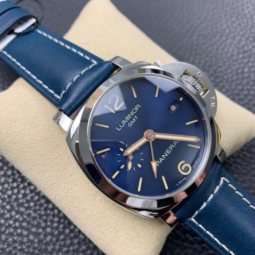 Panerai Luminor 1950 3 Days GMT Automatic PAM 688 | HQ Master Replica