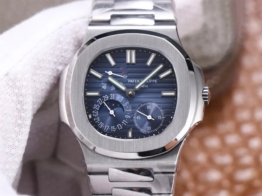 Patek Philippe Nautilus 5712/1A-001 -1:1 Superclone V2 - HQ Edition