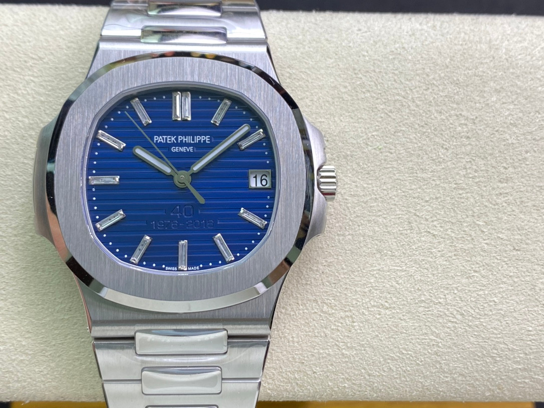 Patek Philippe Nautilus 5711P 40th Anniversary — Best SC