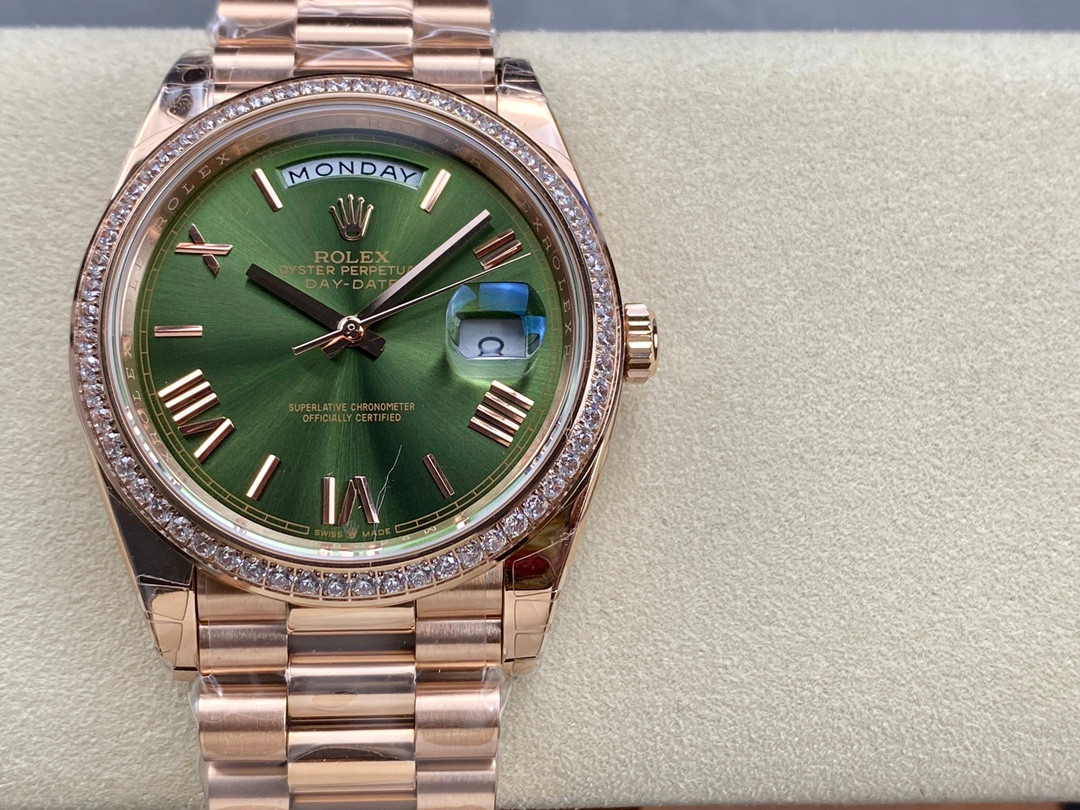 Day Date Rolex Weekly Journal Champaign 18K Gold Plated cou - HQ Certified Clone