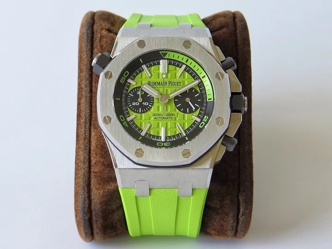 Audemars Piguet Royal Oak Offshore Diver 26703 1:1 Superclone - HQ Edition