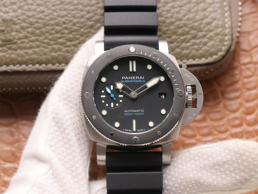 Panerai Luminor Submersible PAM 683- 1:1 Superclone - HQ Certified Clone