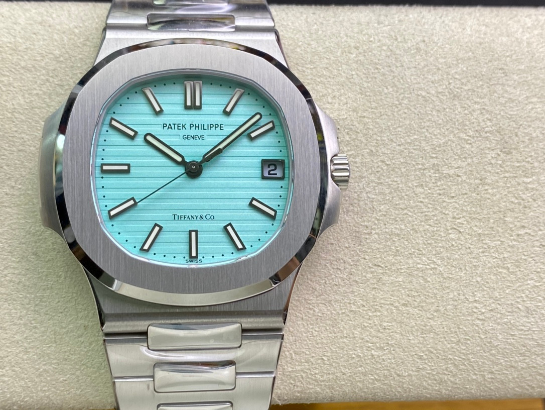 Patek Philippe Nautilus 5711 Tiffany Blue — Best Superclone