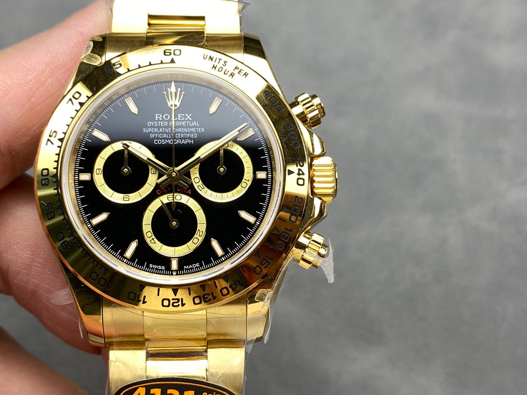 Rolex Cosmograph Daytona 18K Gold — Sapphire Crystal Superclone