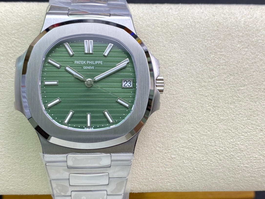 Patek Philippe Nautilus 5711 Green Dial — 904L Best Superclone