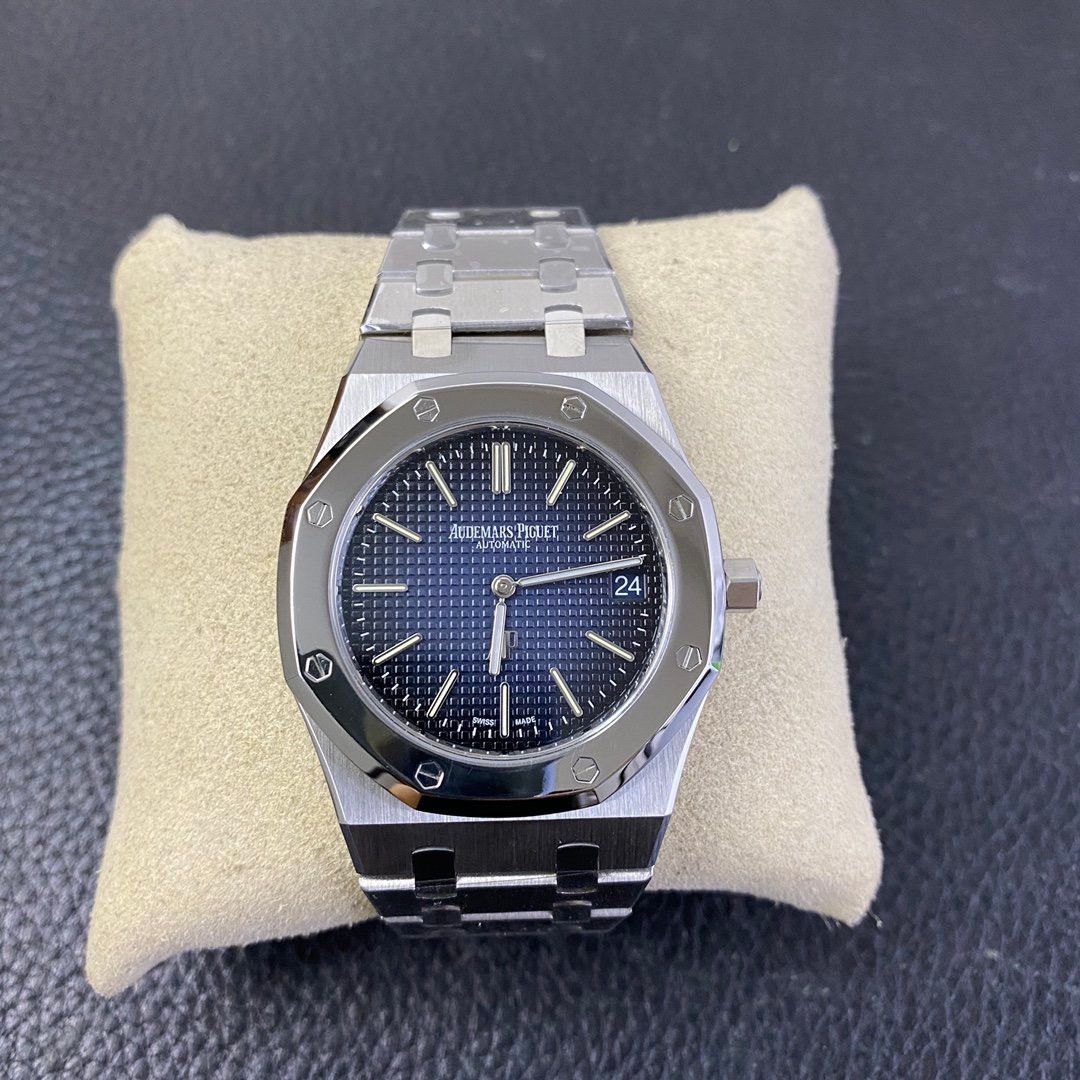 Audemars Piguet Royal Jumbo Oak Extra Thin 1:1 - HQ Edition